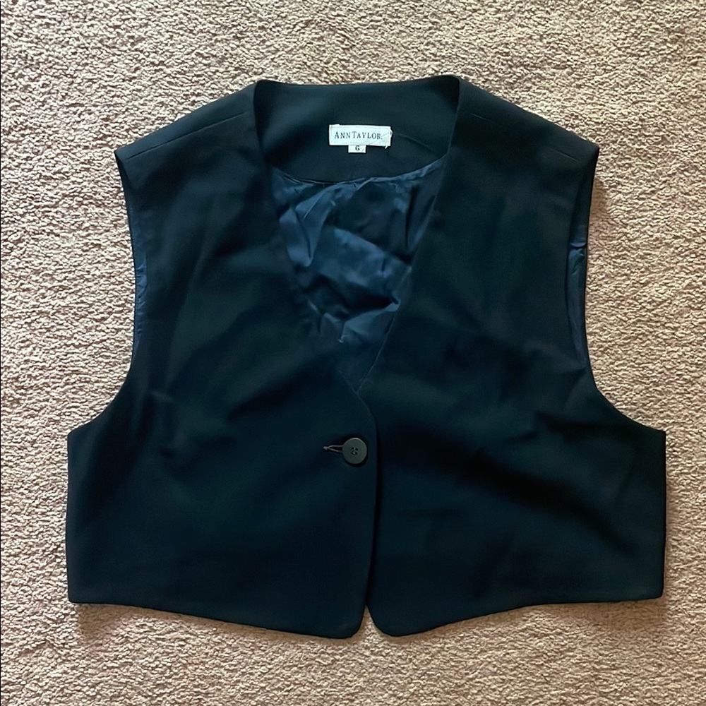Ann Taylor Cropped Buttoned Vest